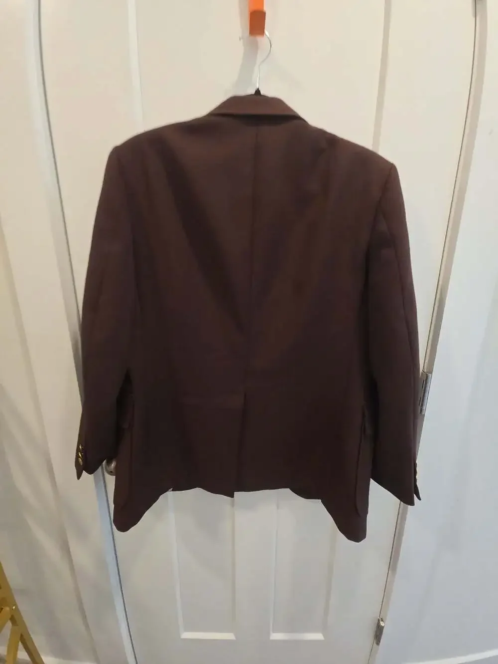 Classic Collection Separates Vintage Men's Brown Two-Button Blazer